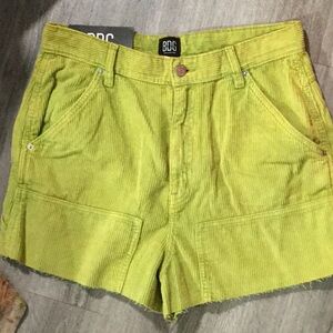 BDG CORDUROY SHORTS
